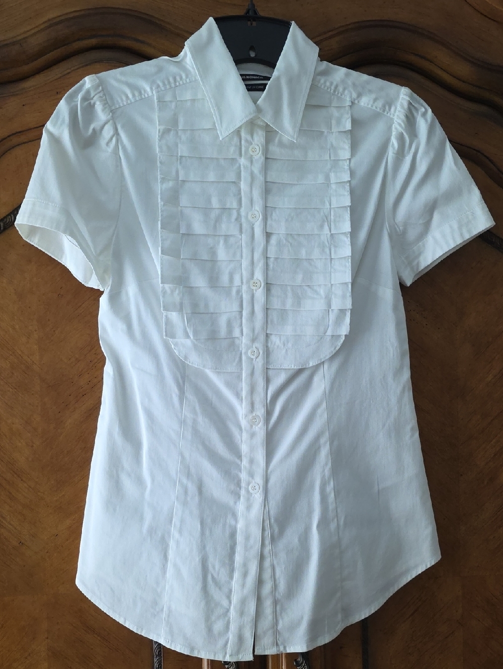 Club Monaco White Pleated Bib Short-Sleeve Shirt